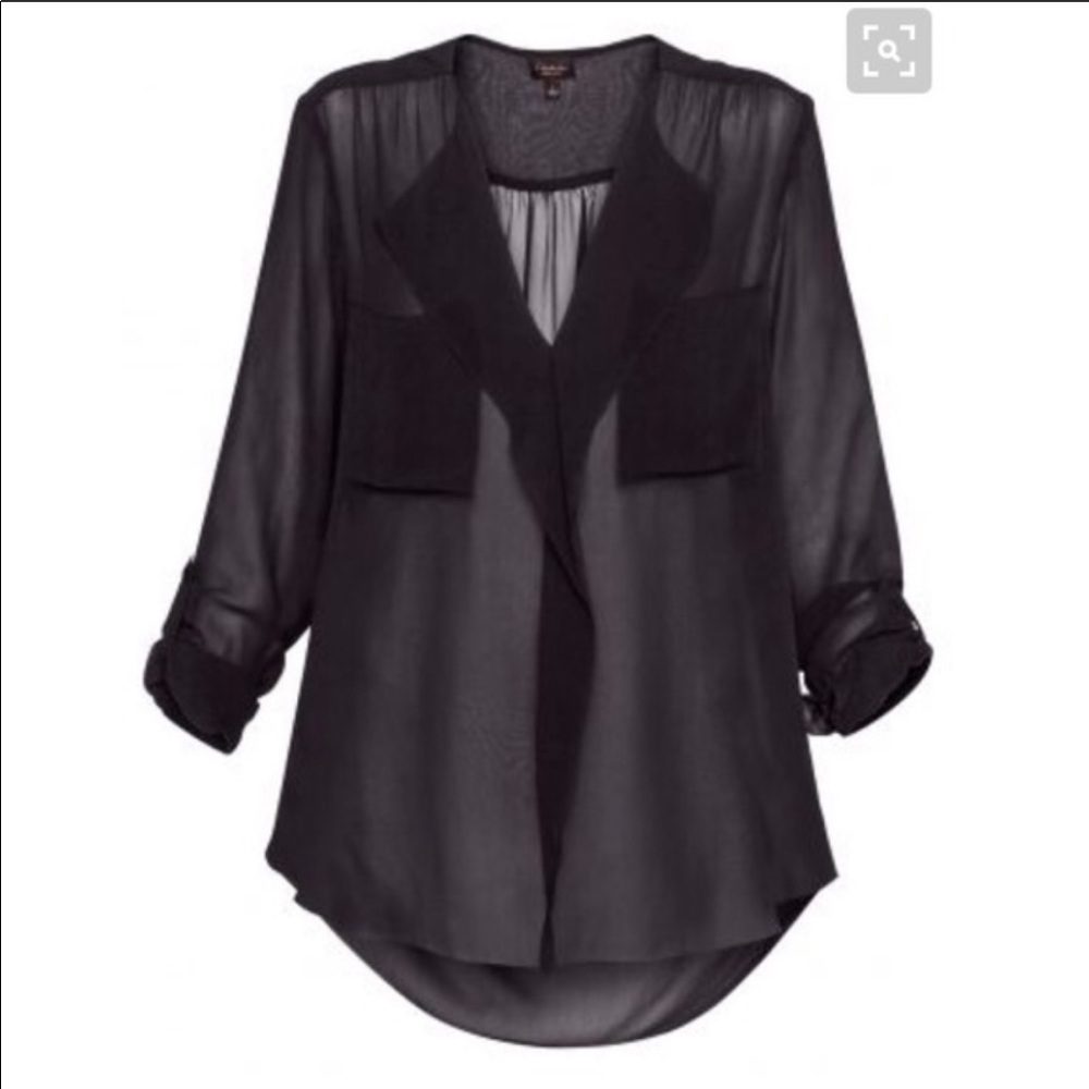 Aritzia T. Babaton Finley Silk Blouse -BLACK- sz.S